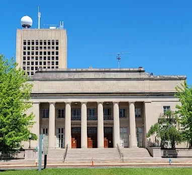 Massachusetts Institute of Technology (MIT)